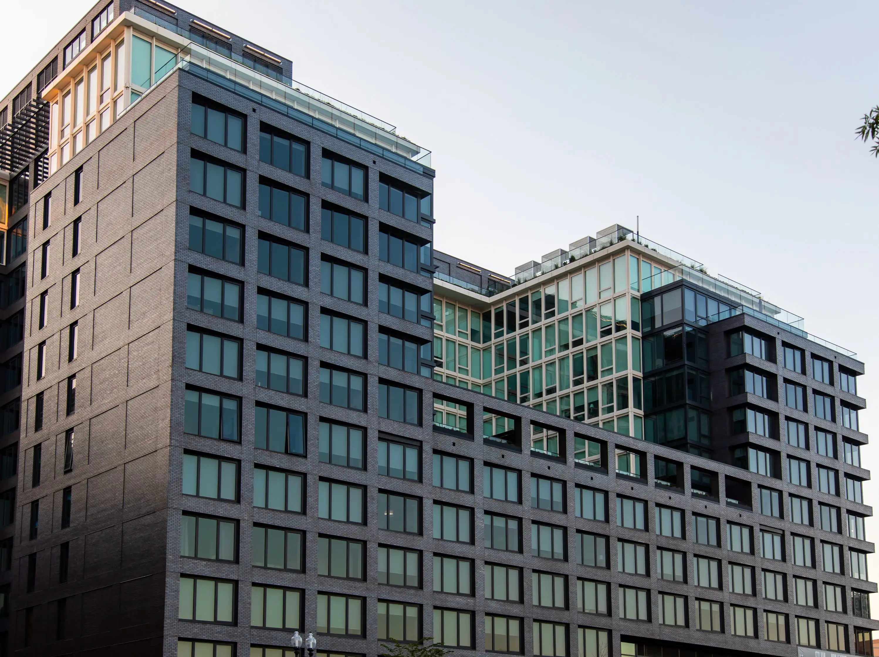 Image of 1221 Van Apartments