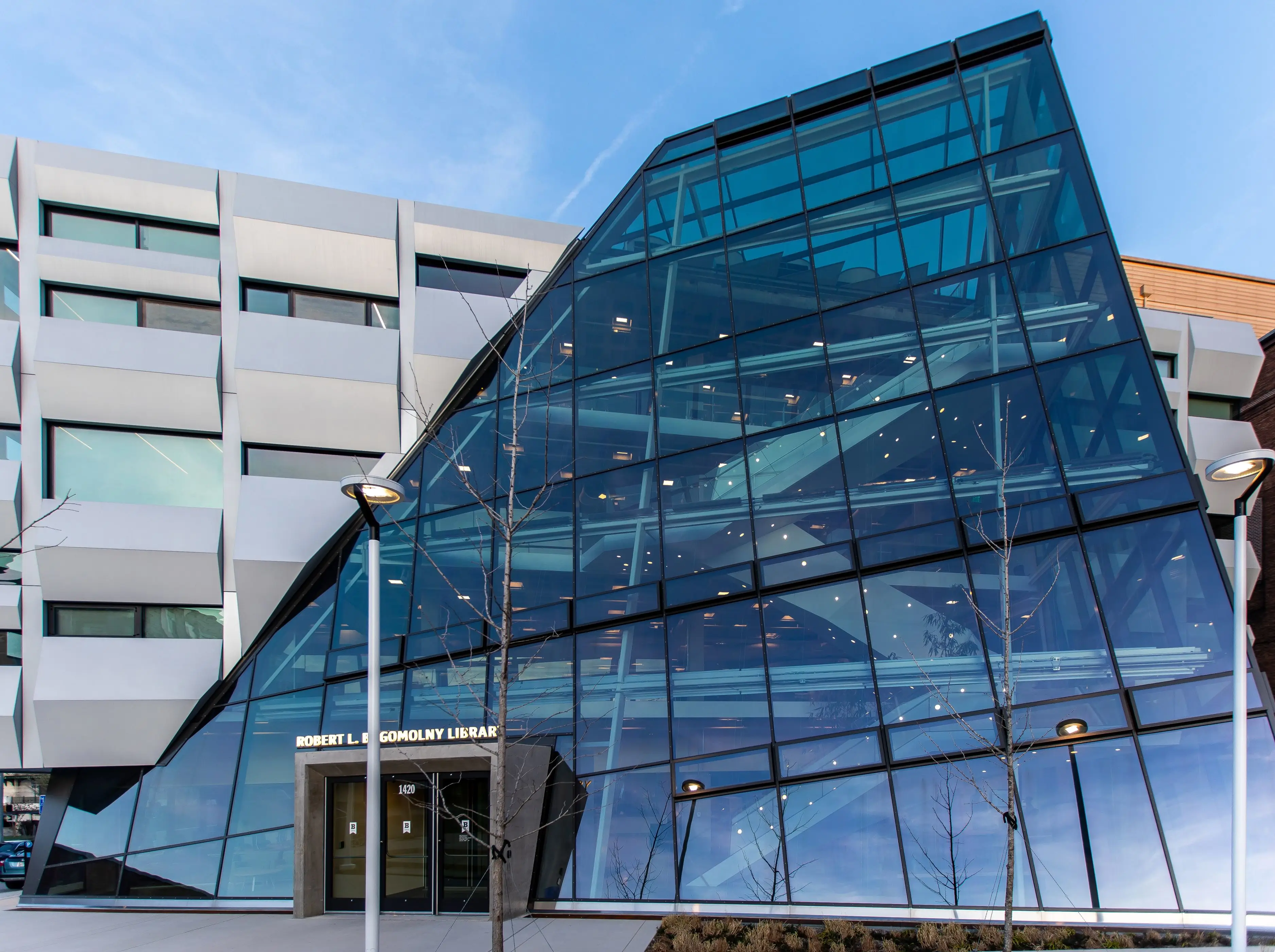 Image of Langsdale Library UB
