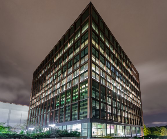 1770 Crystal Drive Gallery Image 1